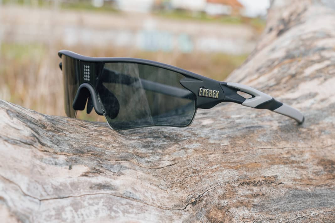 Eyerex eShades: Neue Sonnenbrille mit innovativer Scheiben-Technologie 
