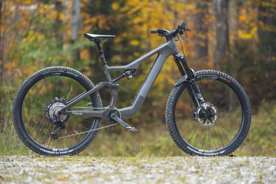 Focus Jam² SL 9.9 // 160/150 mm // 29 Zoll // 8499 Euro // 19 kg