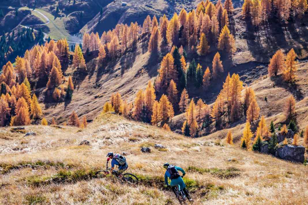 Auf der Südseite der Alpen hat die Sonne - wenn sie es durch die Wolken schafft - noch richtig Power.