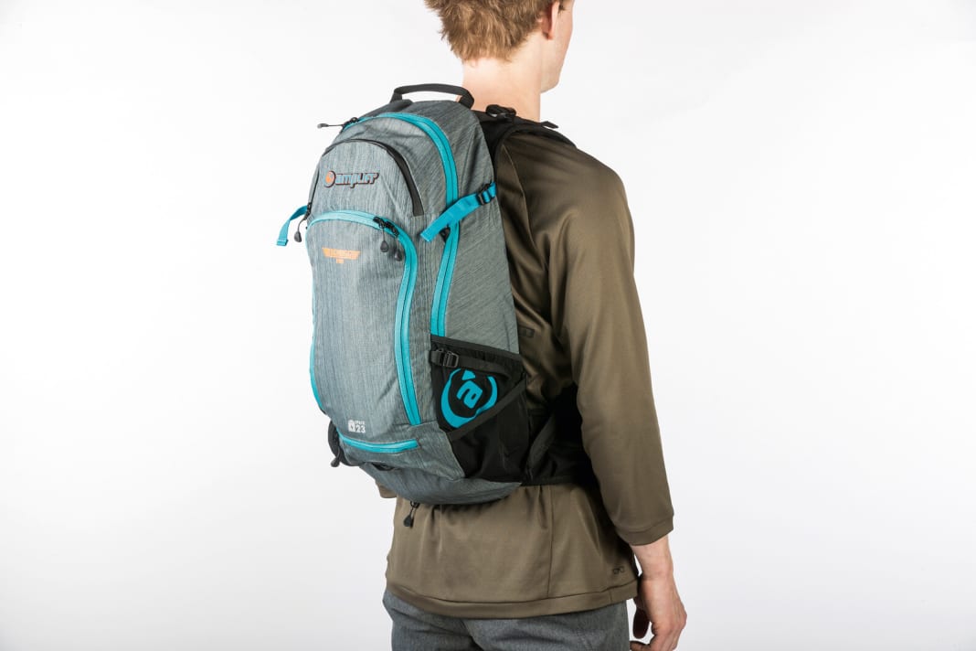 E MTB Rucksacke mit Fach fur Reserve Akku im Test BIKE
