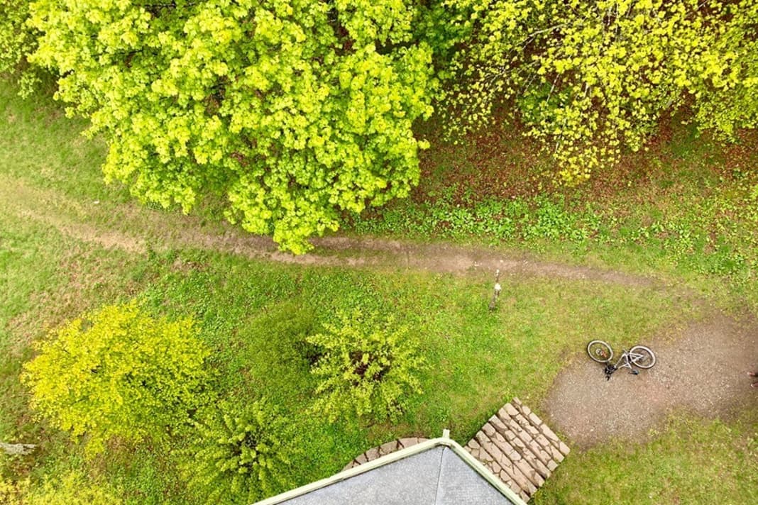Vom Aussichtsturm am Wilzenberg hat man in der Regel einen tollen 360-Grad-Blick. Nur eben nicht bei schlechtem Wetter und tiefhängenden Wolken.