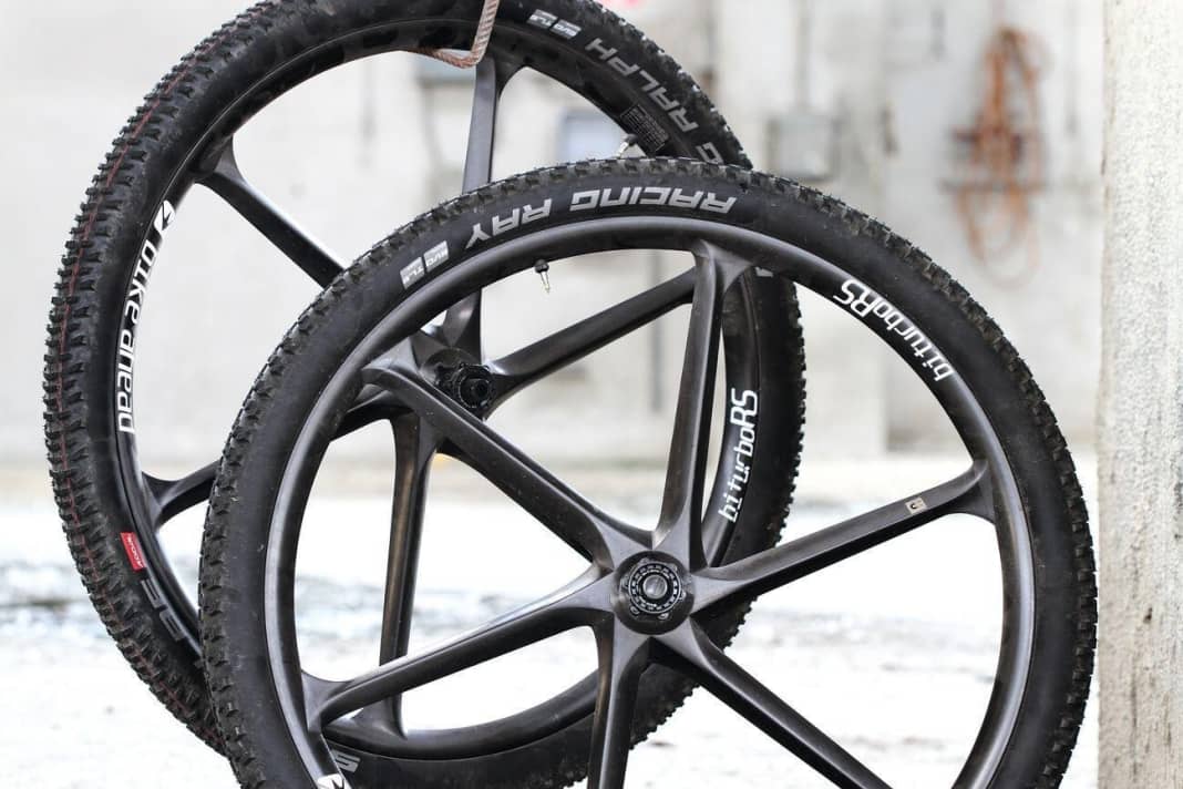 BIKE AHEAD BITURBO RS - 3299 euros - 1247 grams.