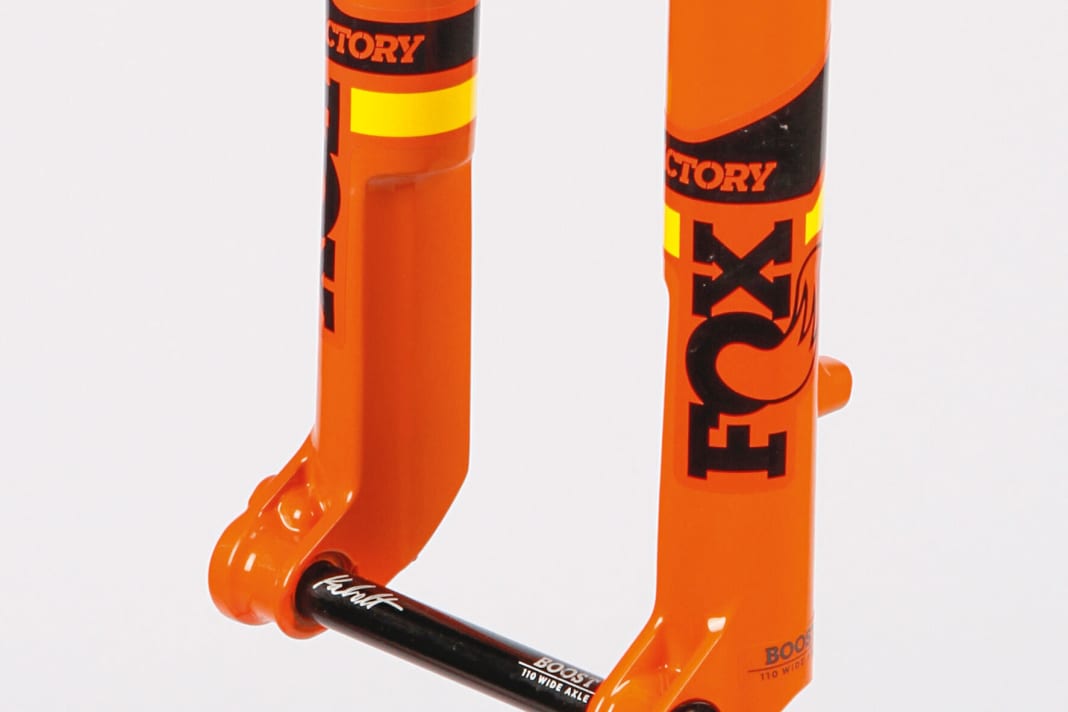 Cross Country: Fox 32 Float Factory Fit4 SC
