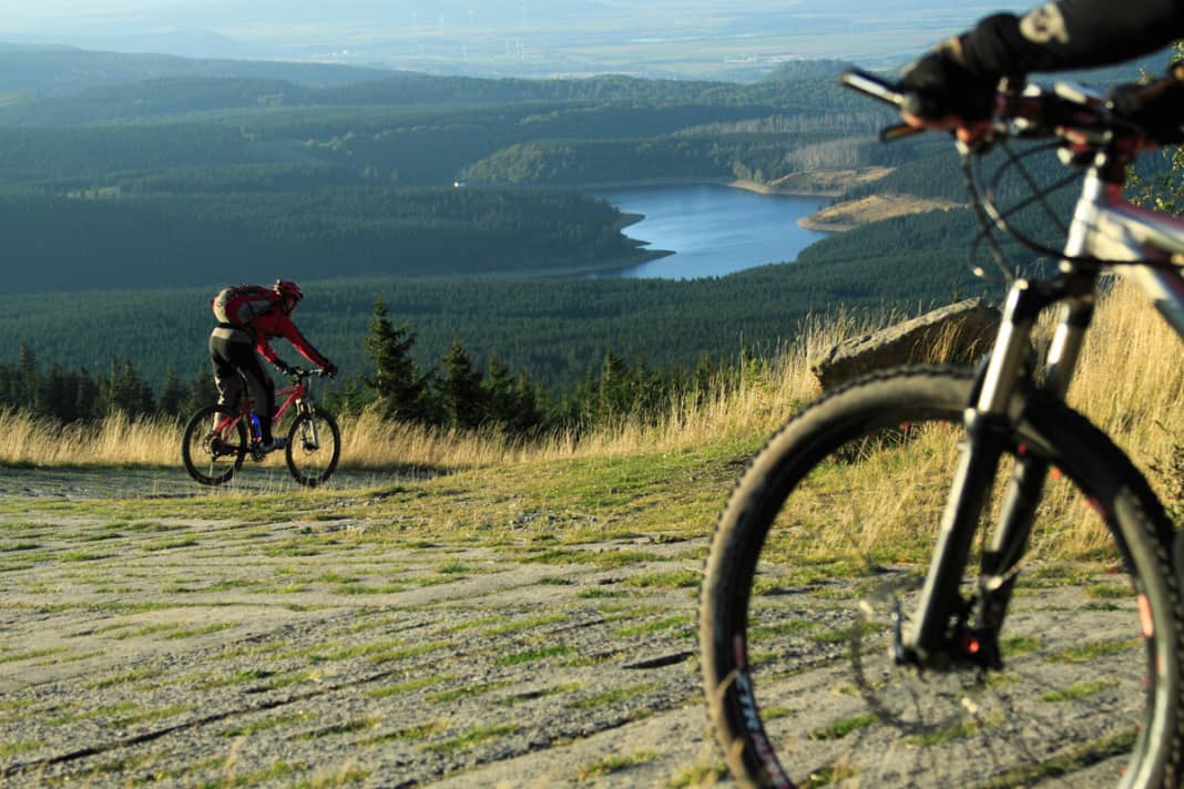 Even if grass is slowly growing over the military roads, the Brocken cannot deny its past as an inner-German border mountain.