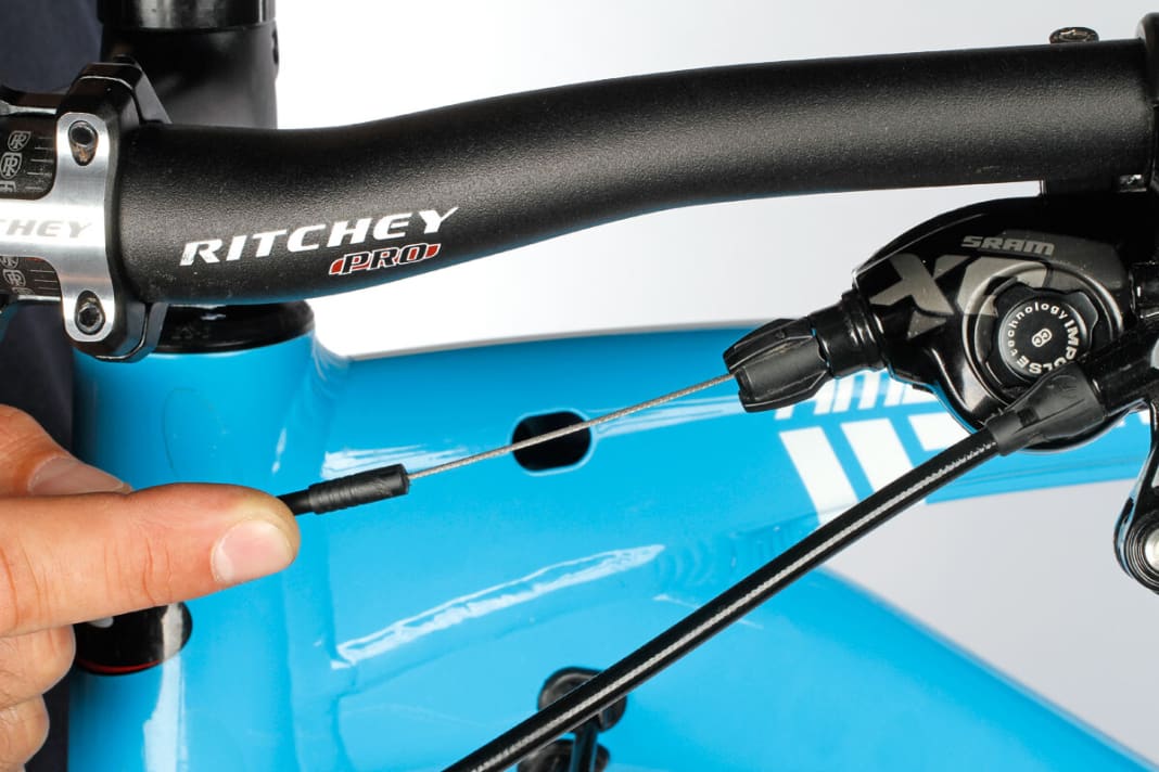 1. changing an internally routed cable is easy - as long as you follow the correct sequence of operations: First loosen the derailleur cable on the front derailleur or rear derailleur and push it back into the frame just far enough to expose a small section on the shift lever. Caution: Never lose the end of the cable in the frame.