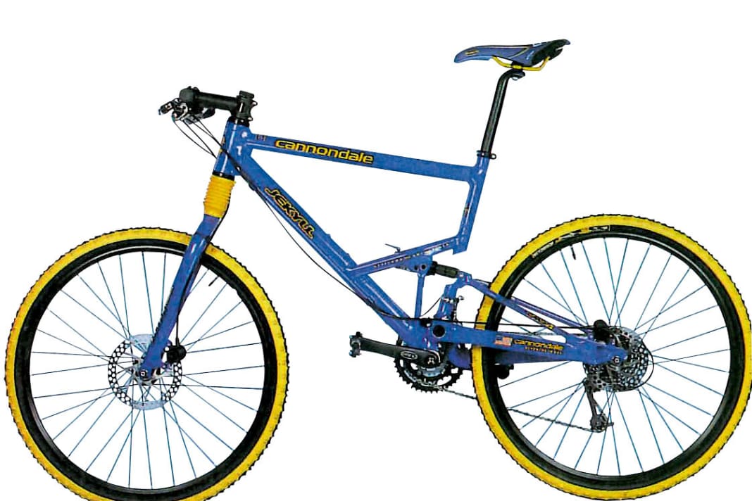 2000: The first Jekyll weighed around 11.5 kilos and cost up to 10,990 marks. Even back then, it was a revolutionary, versatile fully with adjustable geometry and 120 millimetres of suspension travel.