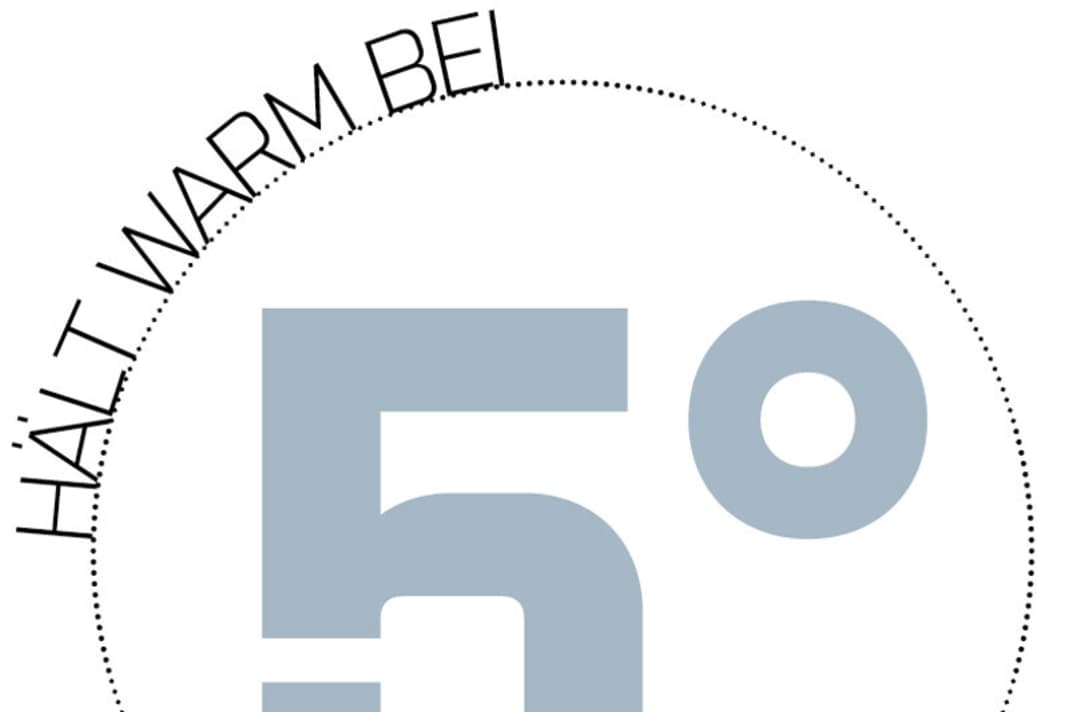 Keeps warm at 5°