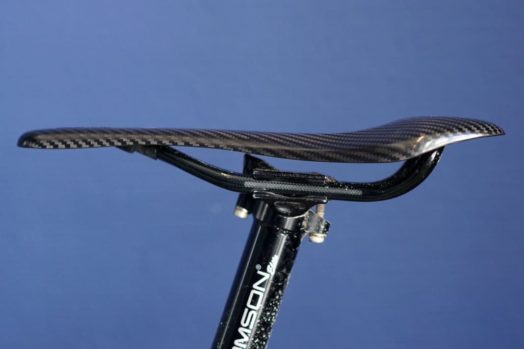 Scharfe Silhouette: Race-mäßige Optik, aber trotzdem kein hartes Brett.