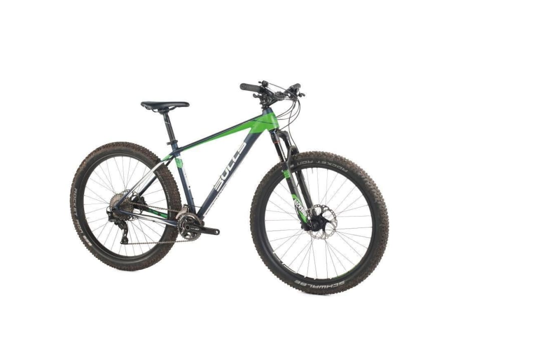Is the Bulls Copperhead 3 RS+ the only bike on test with Shimano's 2x11 XT drivetrain? Can you feel a difference?