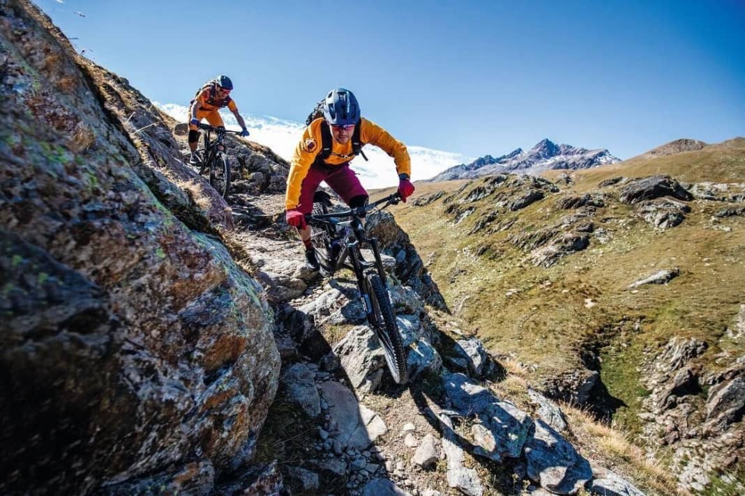 Test 2020: Enduros bis 3700 Euro (Bulls Wild Creed RS im Vordergrund)