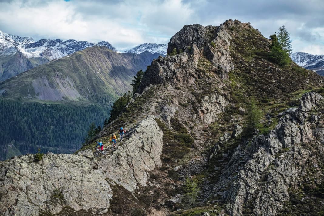 Travel writer Andreas Kern had actually travelled to the Villgratental valley because of the new trails. But up on the Toblacher Pfannhorn, he learnt of a mysterious night of murder - which led to a completely different search for clues.
