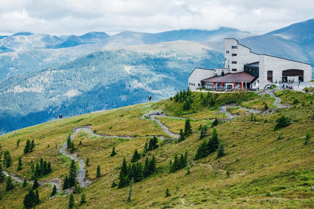 Aufstieg und Einstieg – Start des Flow-Country-Trails an der Bergstation auf der Kaiserburg.
