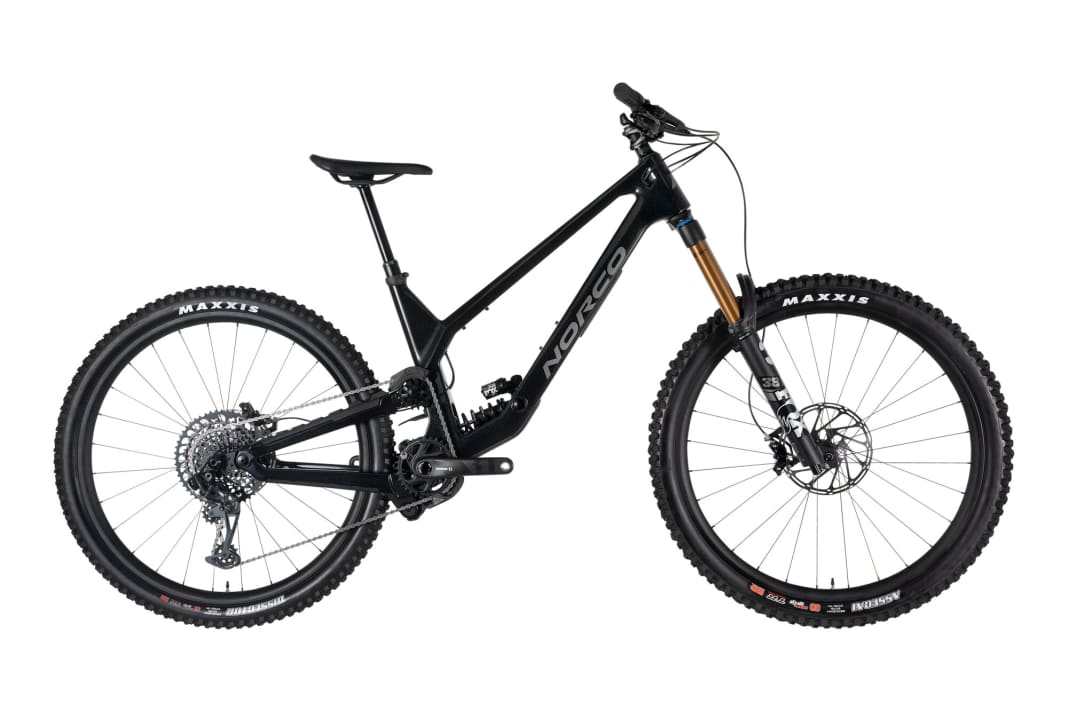 Das Topmodell Range C1 mit Fox Factory-Gabel und Sram X01 Schaltgruppe kostet 9999 Euro.