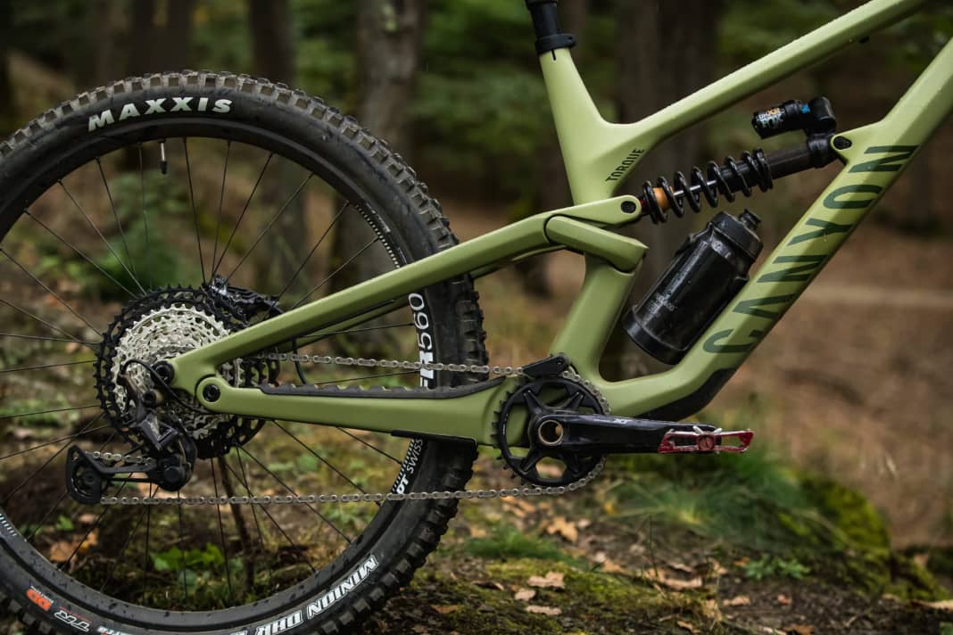 The new frame is 200 grams lighter than its predecessor. When it comes to bearings, Canyon uses high-quality seals and special grease on the Torque to ensure a long service life.