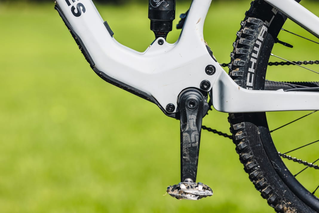 Der Maxon Bikedrive Air wiegt 2,02 Kilo und fällt sehr kompakt aus. 