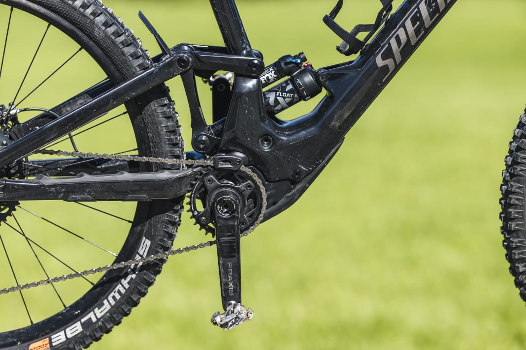 The SL 1.1 from Specialized was one of the first motors to be developed explicitly for lightweight E-MTBs. Weight: 1.95 kg (EMTB lab measurement), torque: 35 Nm (manufacturer's specification).