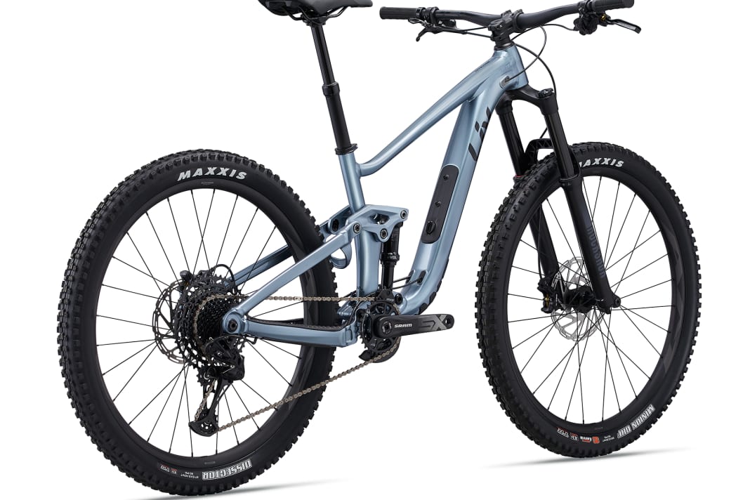 Das neue Liv Intrigue LT 2023 bietet mehr Federweg, eine einstellbare Geometrie und ein Staufach im Unterrohr.