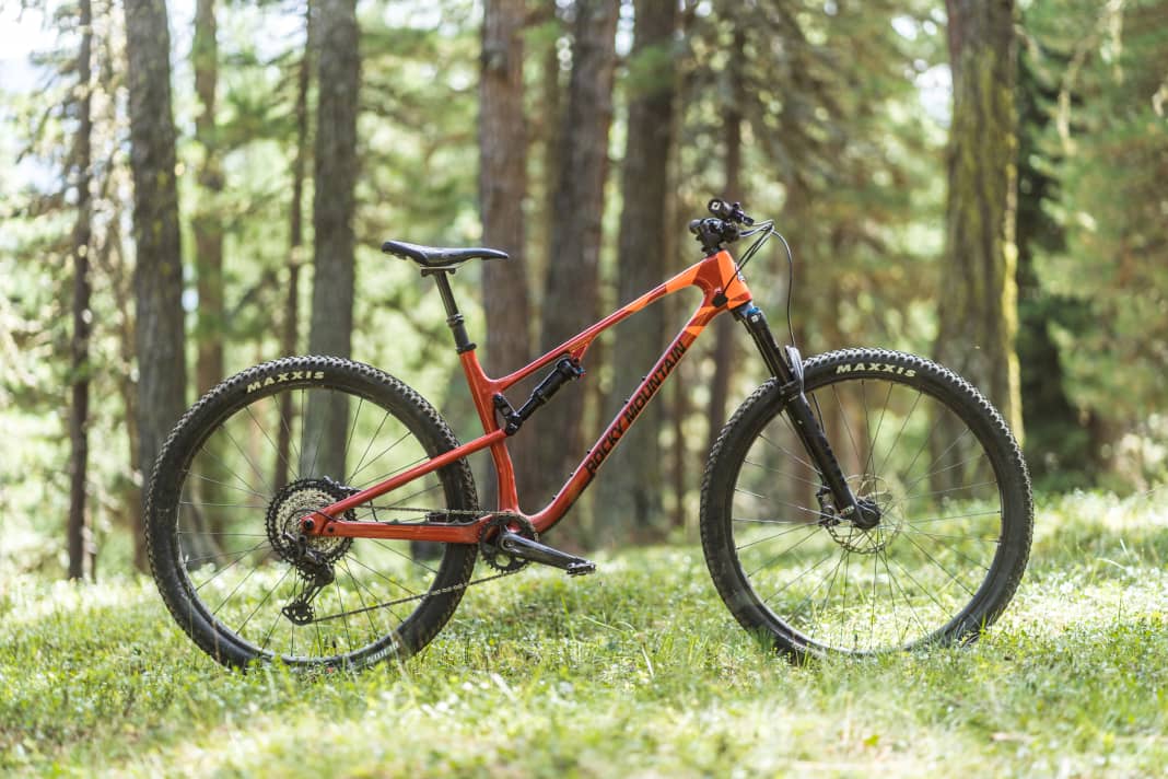 Rocky Mountain Element C70 / 12.4 kilos / 6600 euros