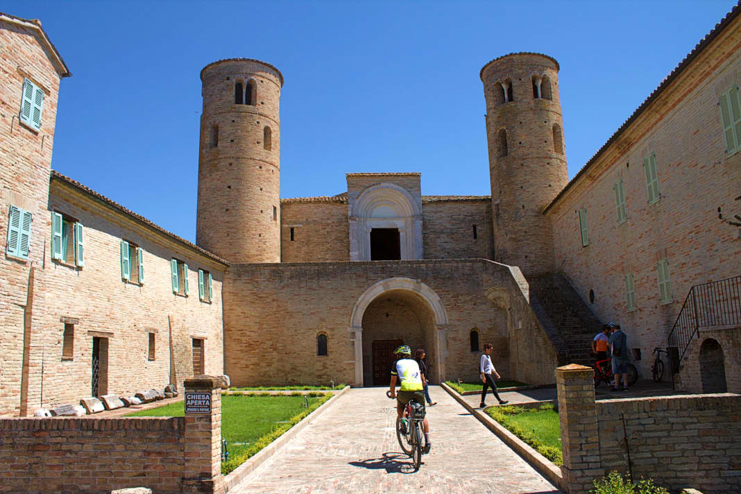 Kirche San Claudio al Chienti