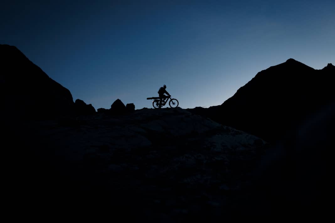 On a big tour? The E-ASX High SUV is the ideal partner for this.