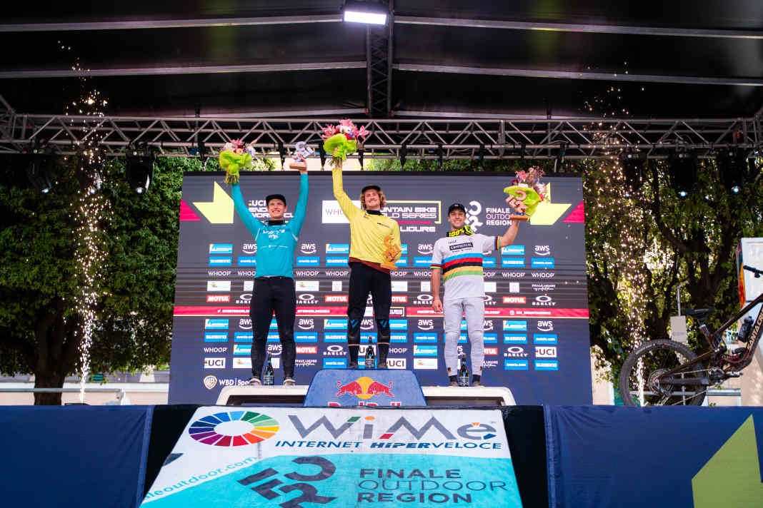 Das Podium der Herren: 2. Slawomir Lukasik, 1. Daniel Booker, 3. Alex Rudeau (von links nach rechts)