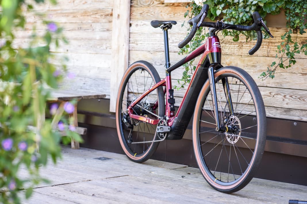 Le Corratec E-Gravel EL avec moteur central.