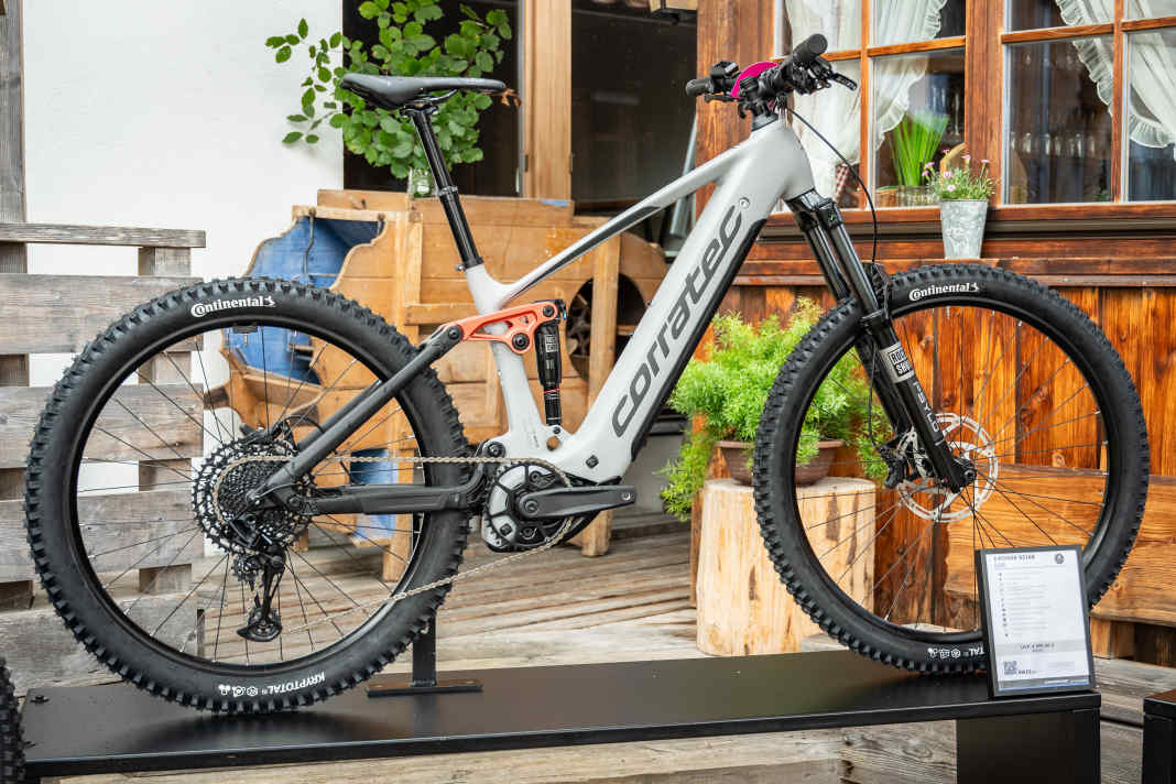 The RS 160 Elite marks the entry into the product range for 4999 euros.