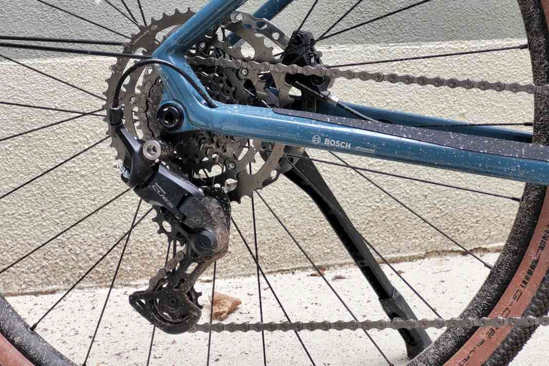 Die günstige Cues 4000 an einem Light E-Bike.