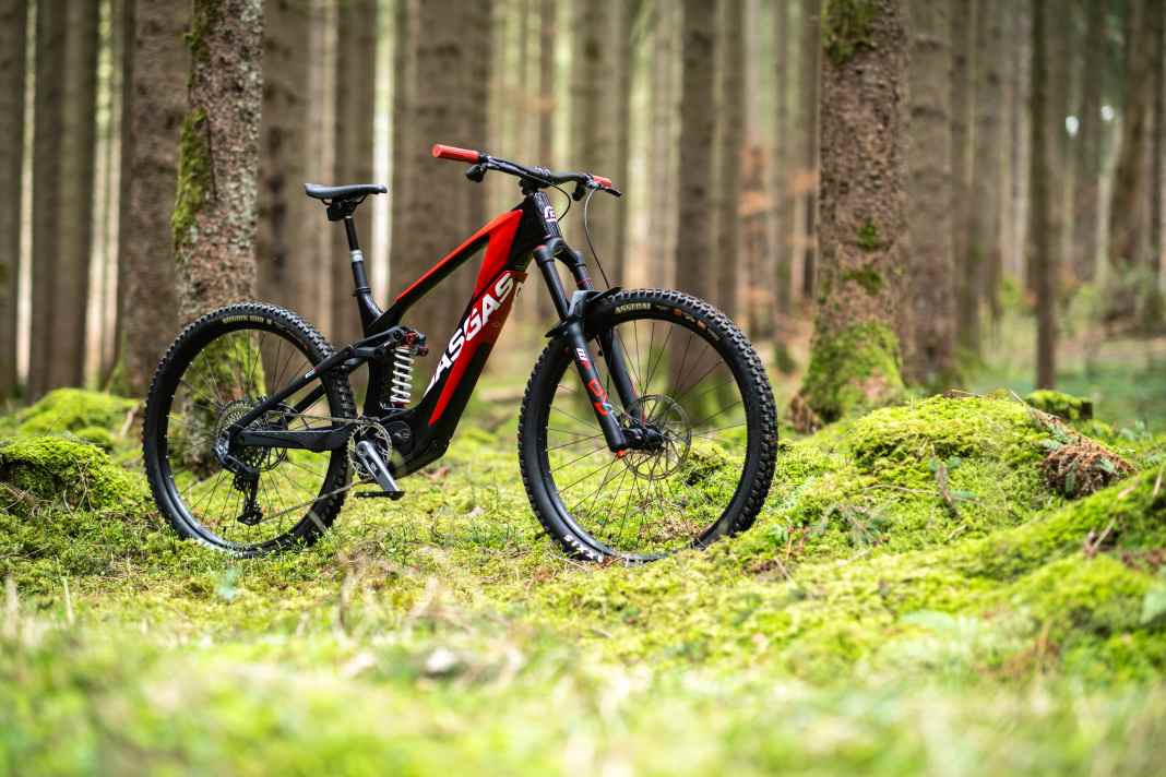 The GasGas ECC 5 is the new race enduro bike from the Spanish company.