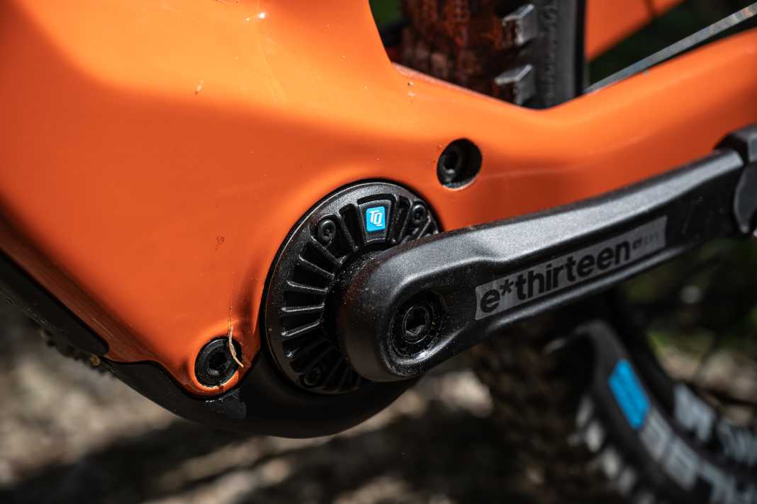The TQ motor in the Bonero Plus delivers a maximum of 300 watts and 50 Newton metres. In return, the drive is really small and super quiet both uphill and downhill.