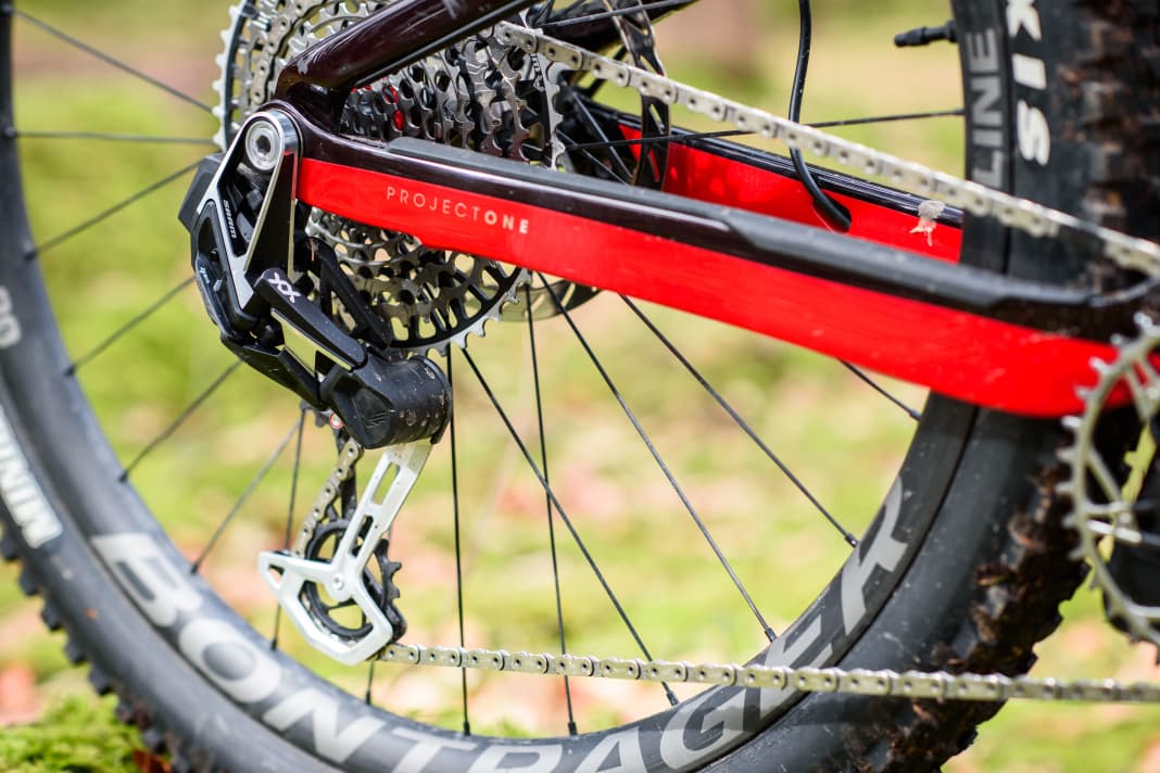 The new rear derailleur of the Sram Eagle Transmission