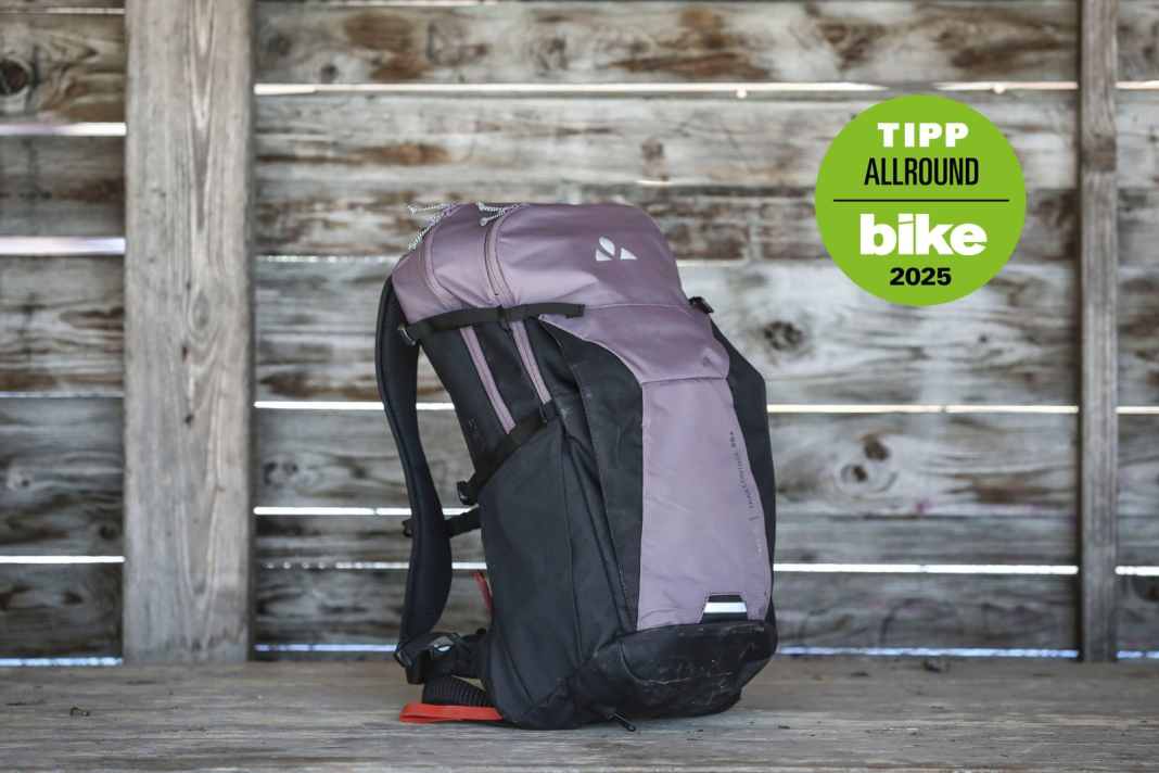 A snug fit with good ventilation? Only Vaude offers this compromise with the Trailcontrol 20+.