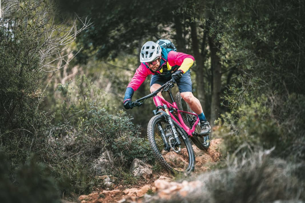 The Arc8 Essential Custom in action.