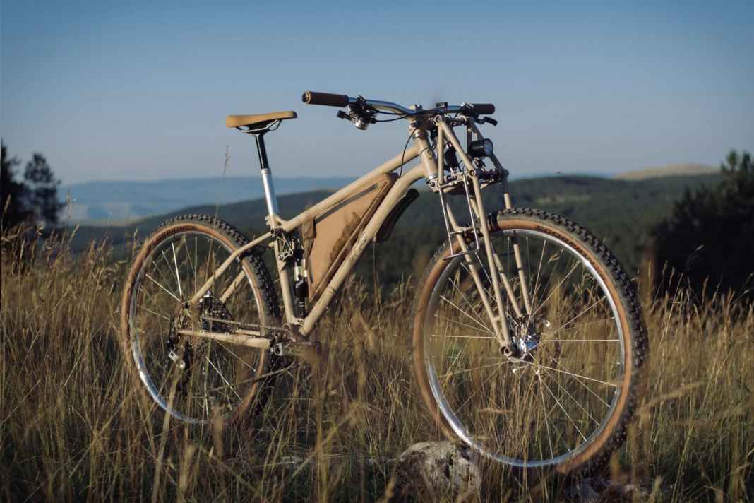 A unique piece from the hills of France: the Auguste Causse Toujours rocks its own parallelogram fork.