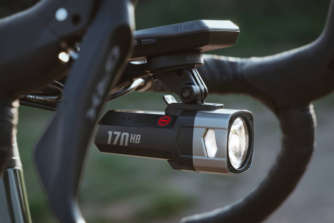 With its Smart Lights, Sigma is introducing a completely new ecosystem of front and rear lights. Smart app connectivity, automatic brightness adjustment, a radar function and much more are set to usher in a new era of lighting.