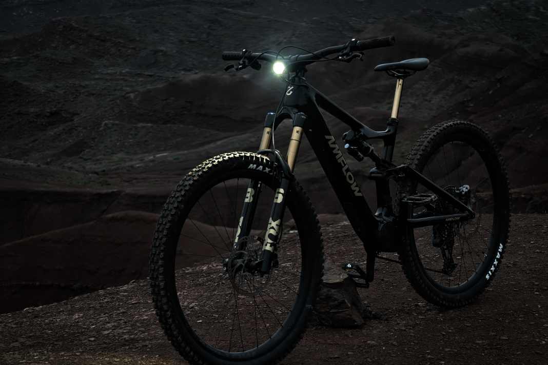 The new front light is designed to fit seamlessly into DJI's e-bike system.