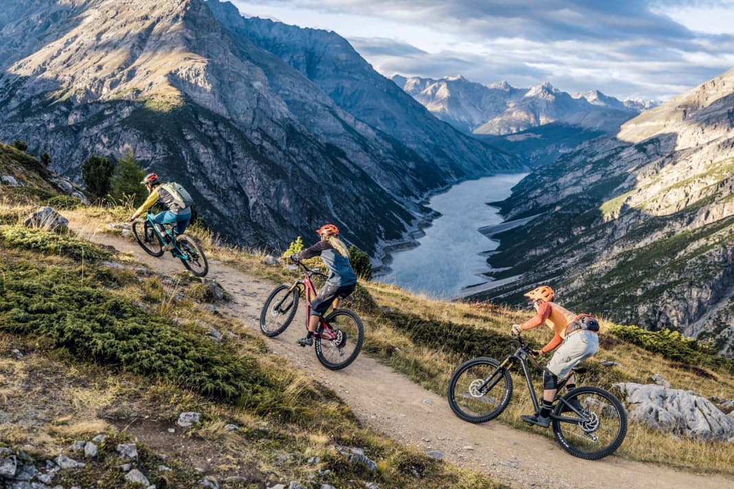 The enduro, freeride and downhill trails at the Geißkopf bike park were extensively tested.