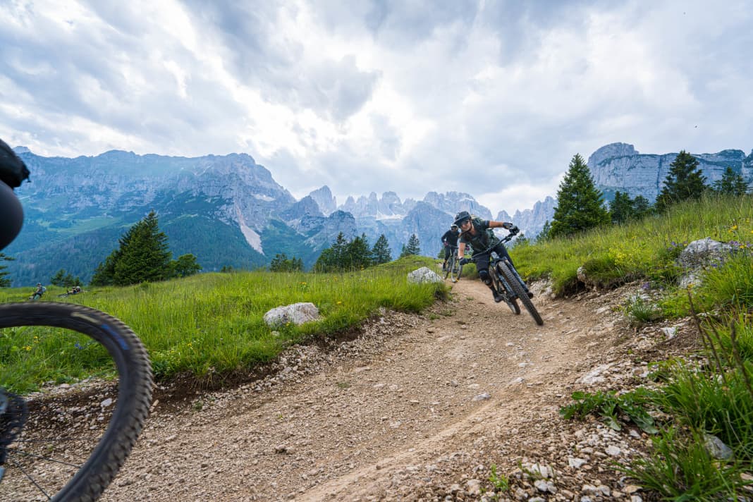 The trail arena around Lake Molveno was once again perfectly prepared for our 90 participants from all over Europe.