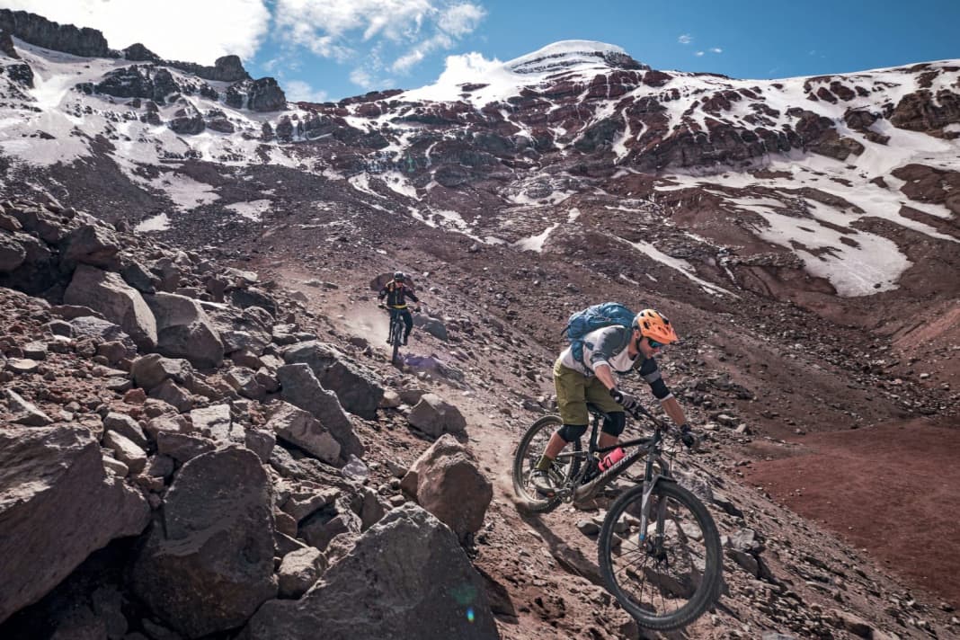 From high mountain slopes to tropical rainforests - the trails in the Andes are as diverse as the landscape.