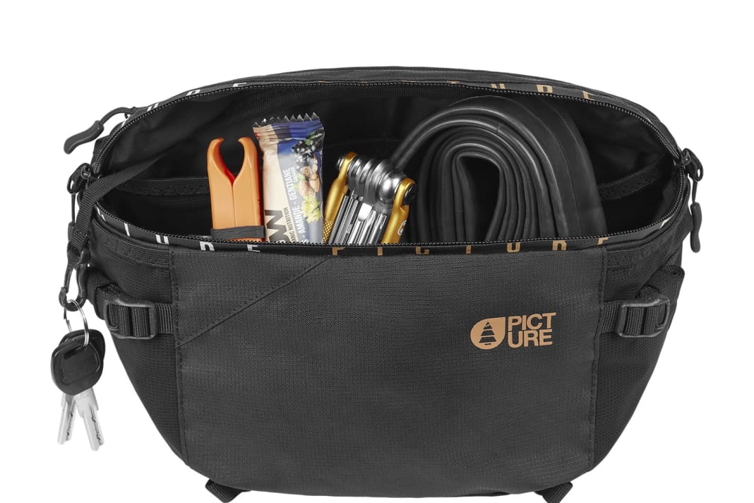 Zusätzlich zu den MTB-Klamotten hat Picture auch einen Hip Bag mit 5 Litern Stauraum entwickelt. Diesen gibt es in vier verschiedenen Farben.