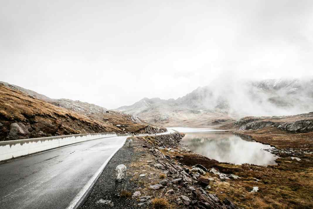 Für sommerliche Wintereinbrüche ist der Gavia auch bekannt.