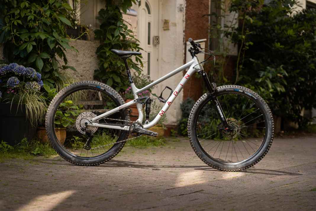 Marin Rift Zone 2 29 // 140/135 Millimeter Federweg // 29-Zoll // 2529 Euro // Aluminium