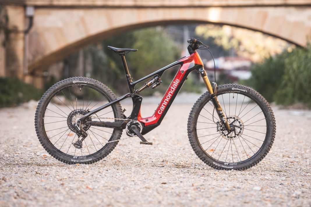 Cannondale Moterra 1 / 24,4 kg1/ 160/150 mm / 29" / 8799 Euro / Carbon