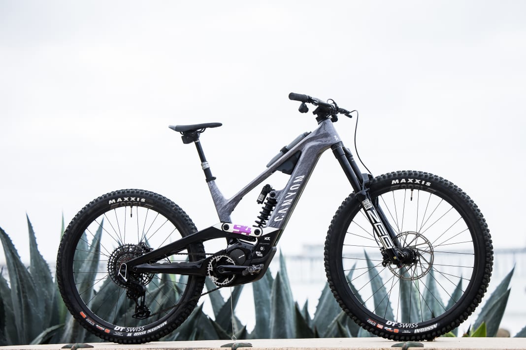 The Canyon Torque:On CF is now available with Shimano's EP801