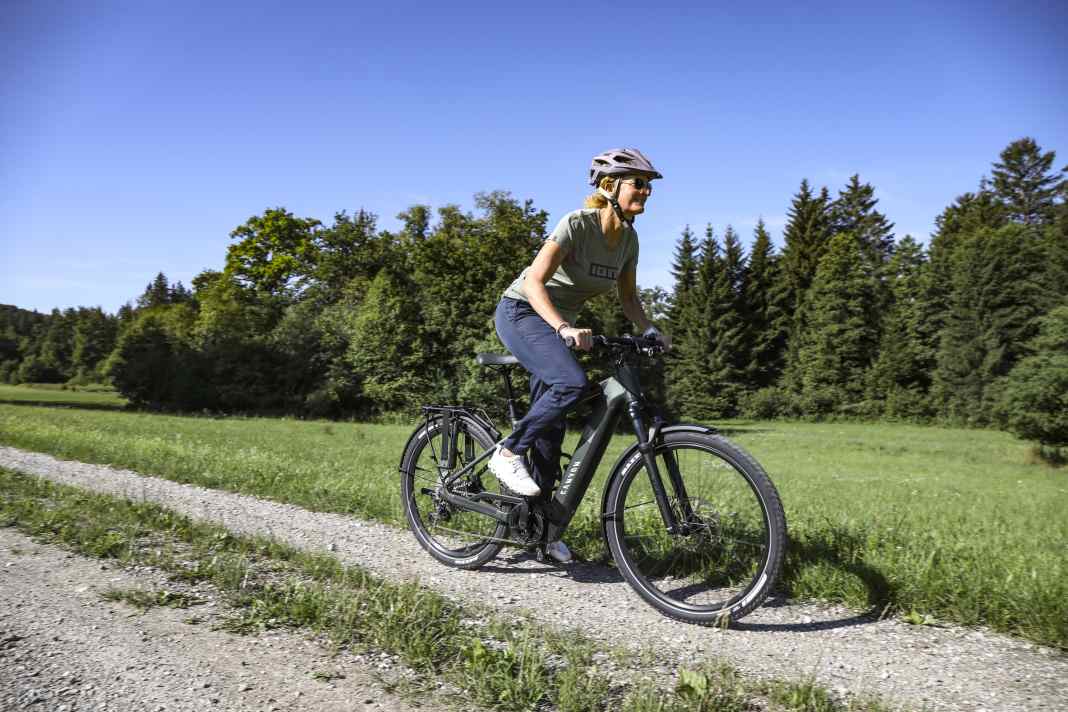 Der Allrounder im Canyon-Modellportfolio: Das Pathlite:ON gibt es als Full-Power-Bike mit Bosch CX (Foto) oder als gewichtsoptimiertes Pathlite:ONfly mit Bosch SX und kleinem 400-Wh-Akku.