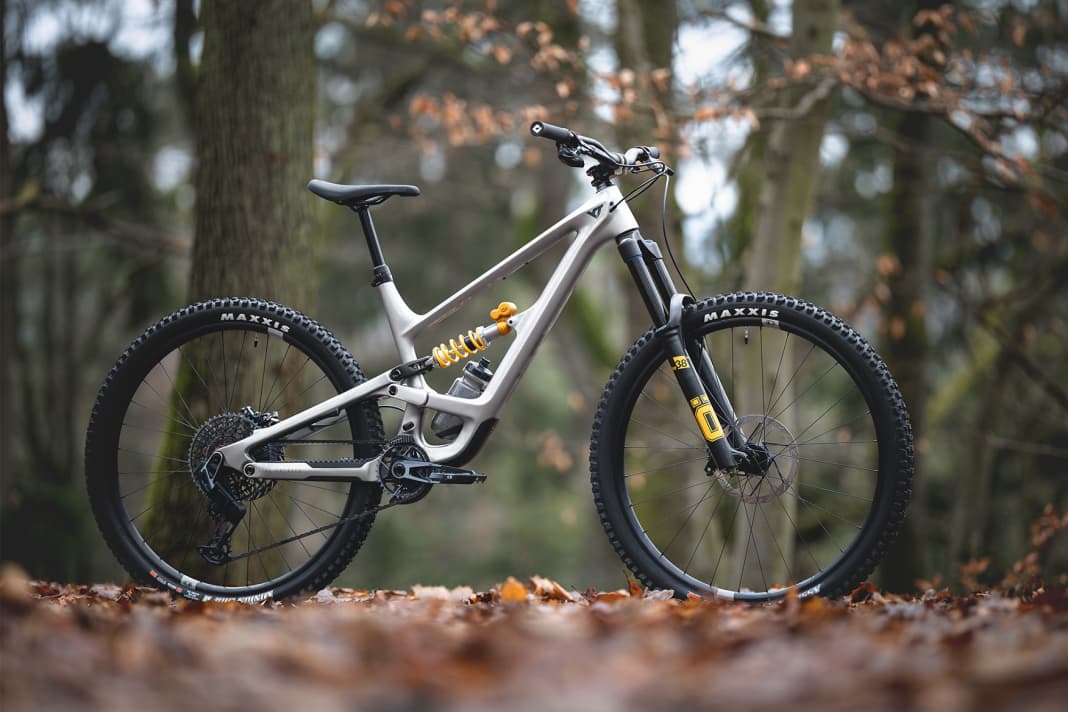 Not many wishes remain unfulfilled, but some eyes are moist: the new YT Capra Core 5 Enduro.