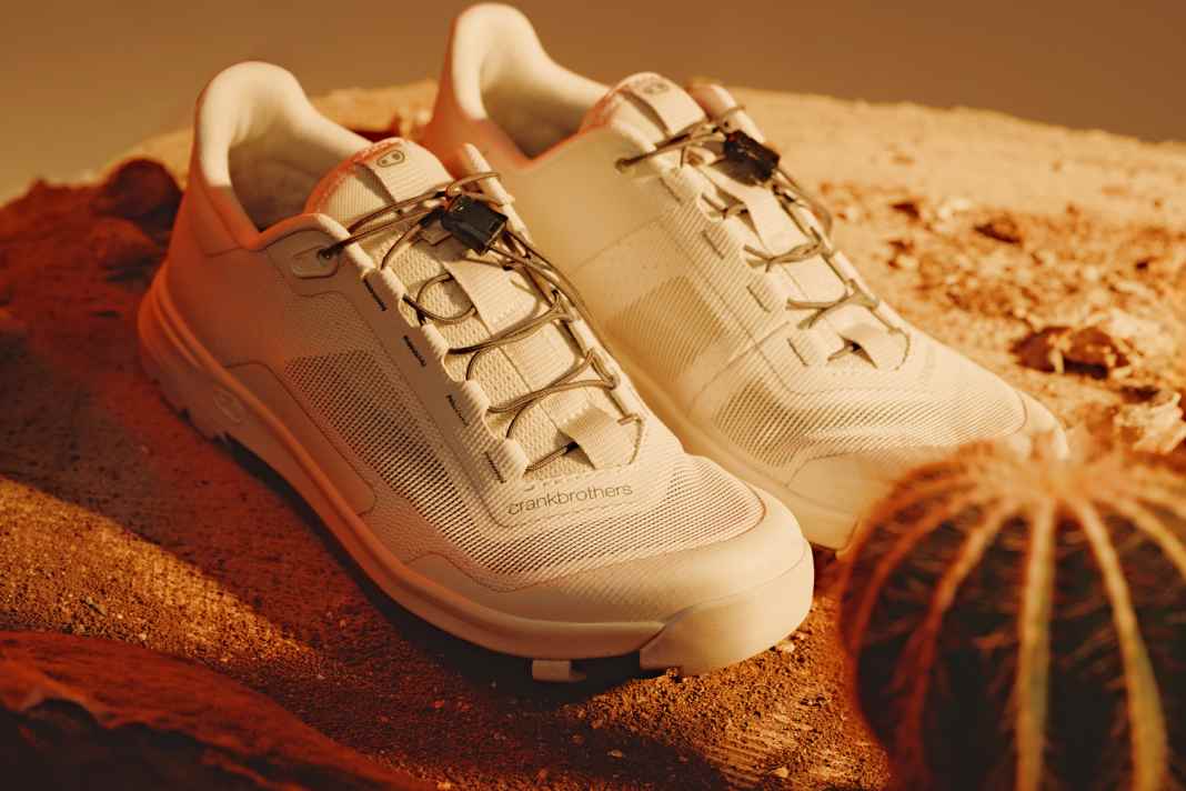 Die neuen Crankbrothers Trail Speedlace Vent Schuhe wurden extra für heiße Tage konstruiert.
