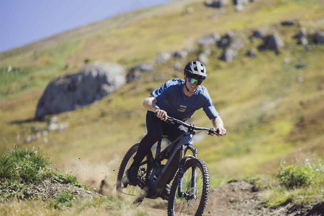 The Centurion No Pogo Carbon