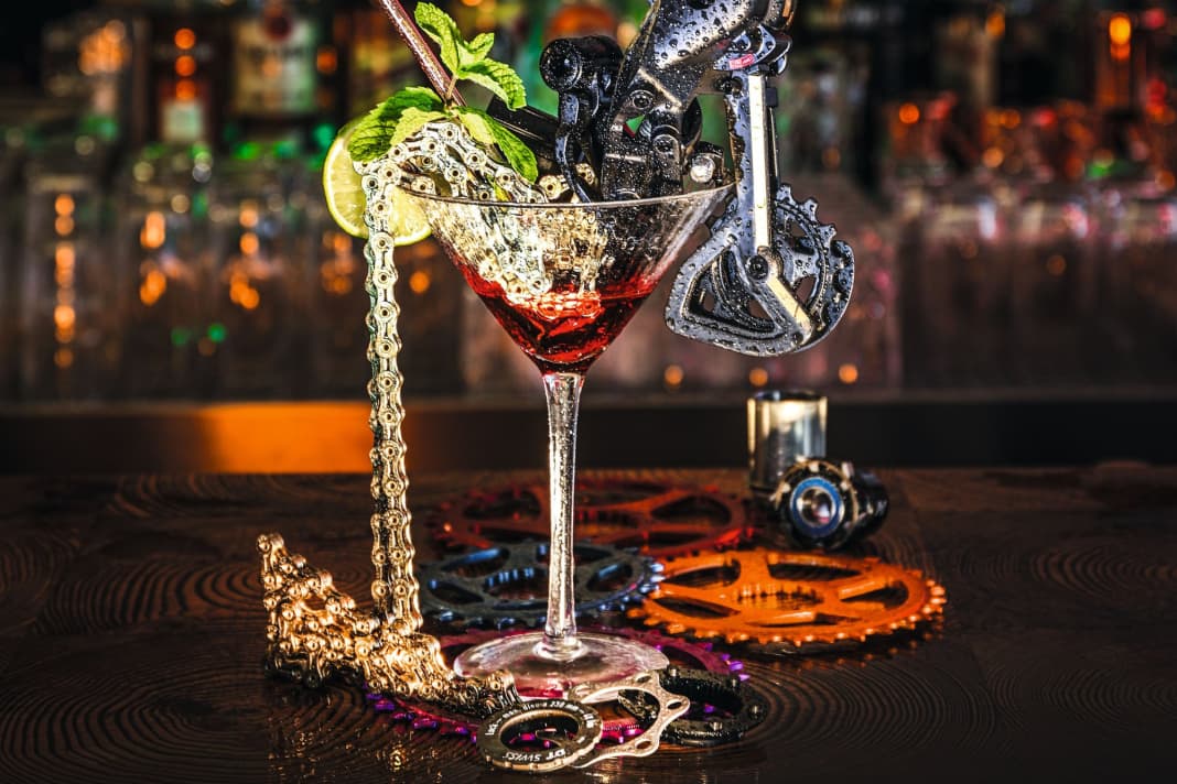 A wildly mixed cocktail of Sram and Shimano parts for MTB drivetrains 