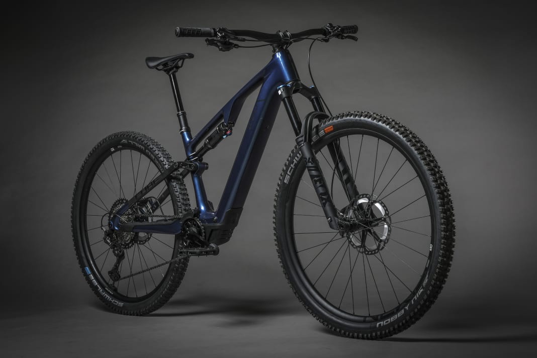 The AMS One44 SLX for 5999 euros is the cheapest bike in the line-up. A real 17.4 kilograms (EMTB measurement) are really strong for this price.